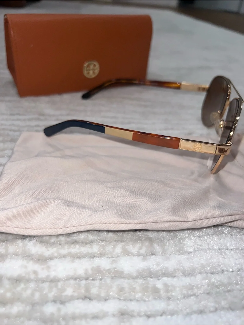 Tory Burch Aviator Sunglasses